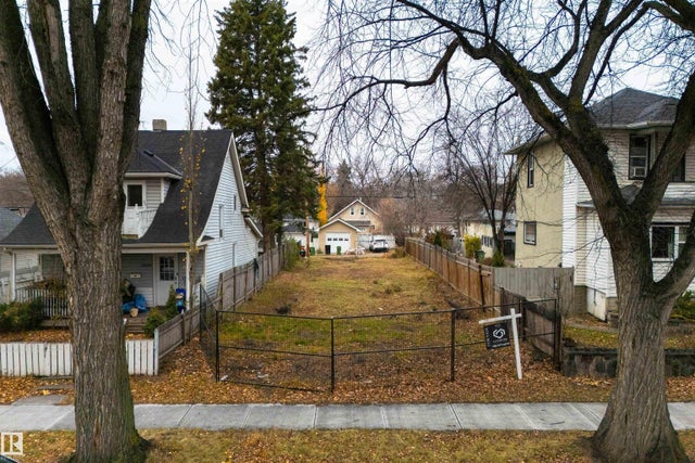 12026 93 Street, Edmonton