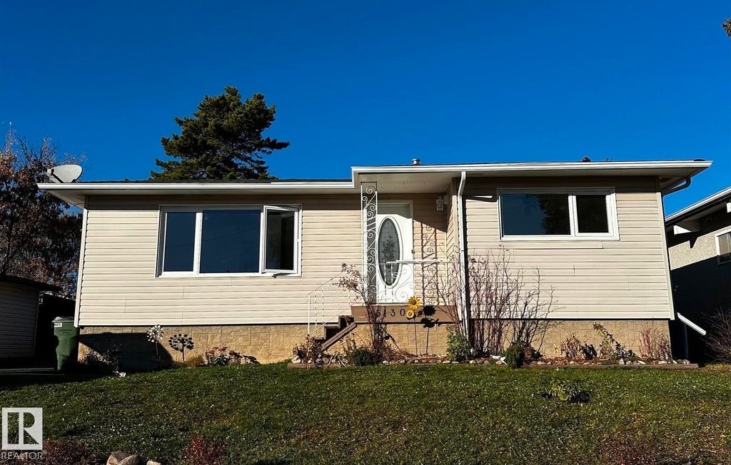 5130 49 Avenue, Onoway