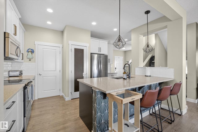 1374 Secord Landing Nw, Edmonton