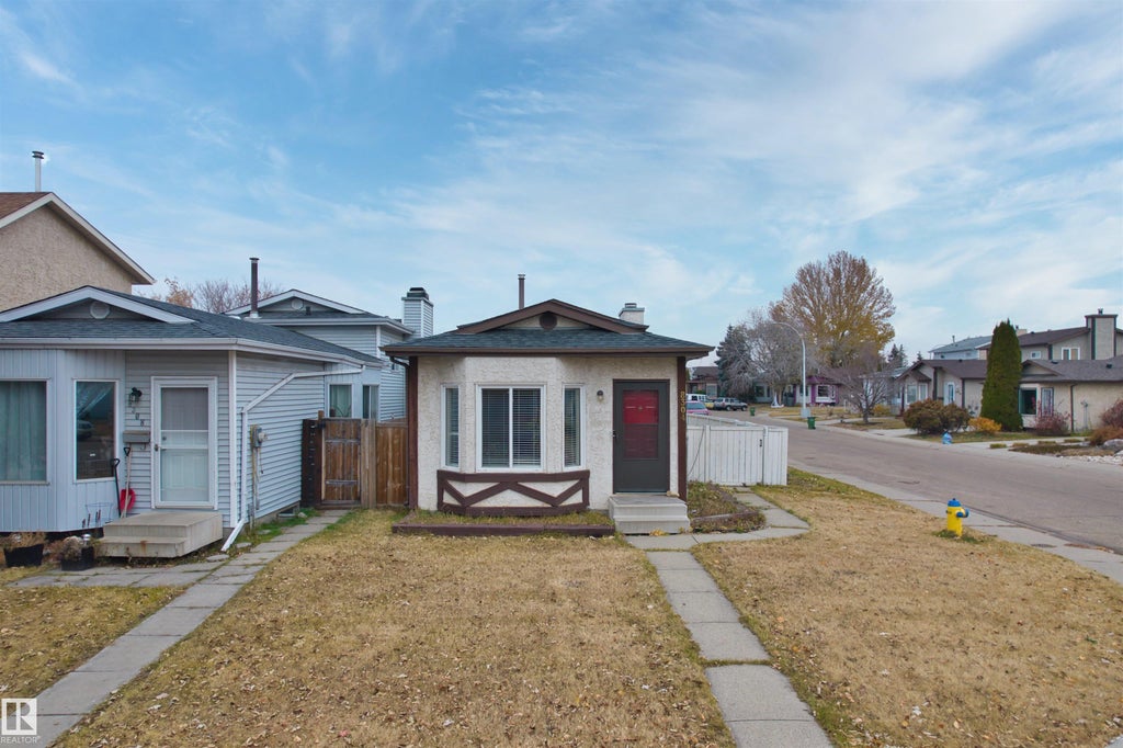 8304 157 Avenue, Edmonton
