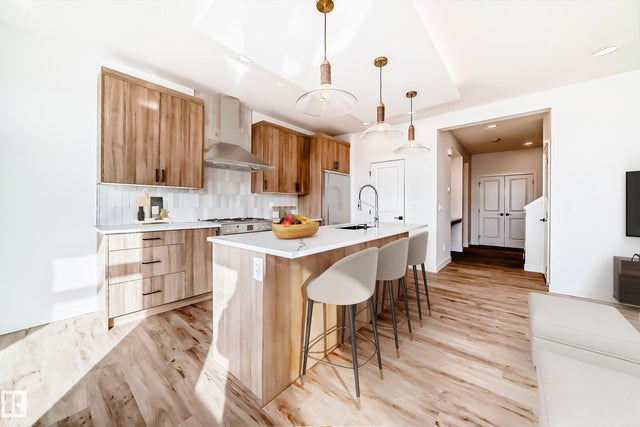 8205 Kiriak Loop, Edmonton