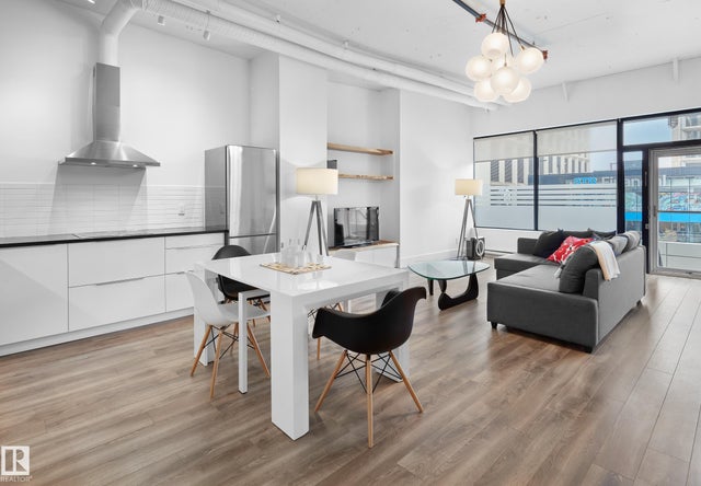 210 10024 Jasper Avenue, Edmonton