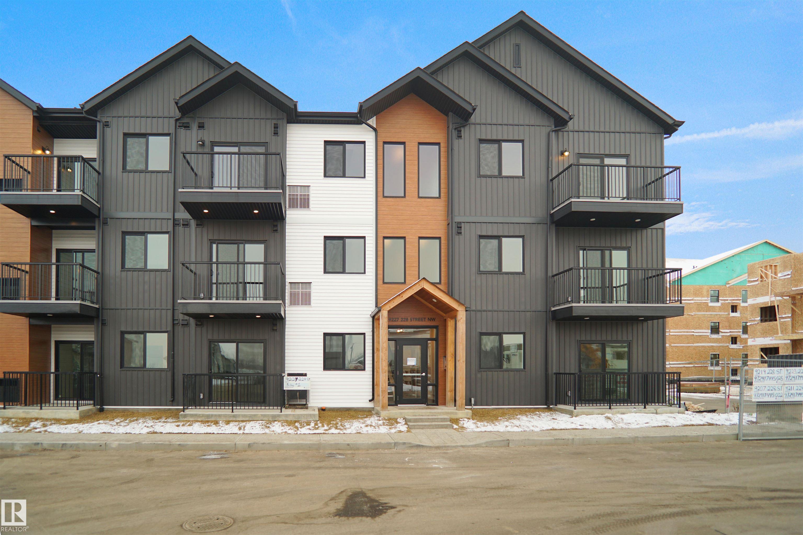 Condo / Townhouse Property for Sale at 101 9207 228 Street Northwest, Edmonton: MLS®# E4464466