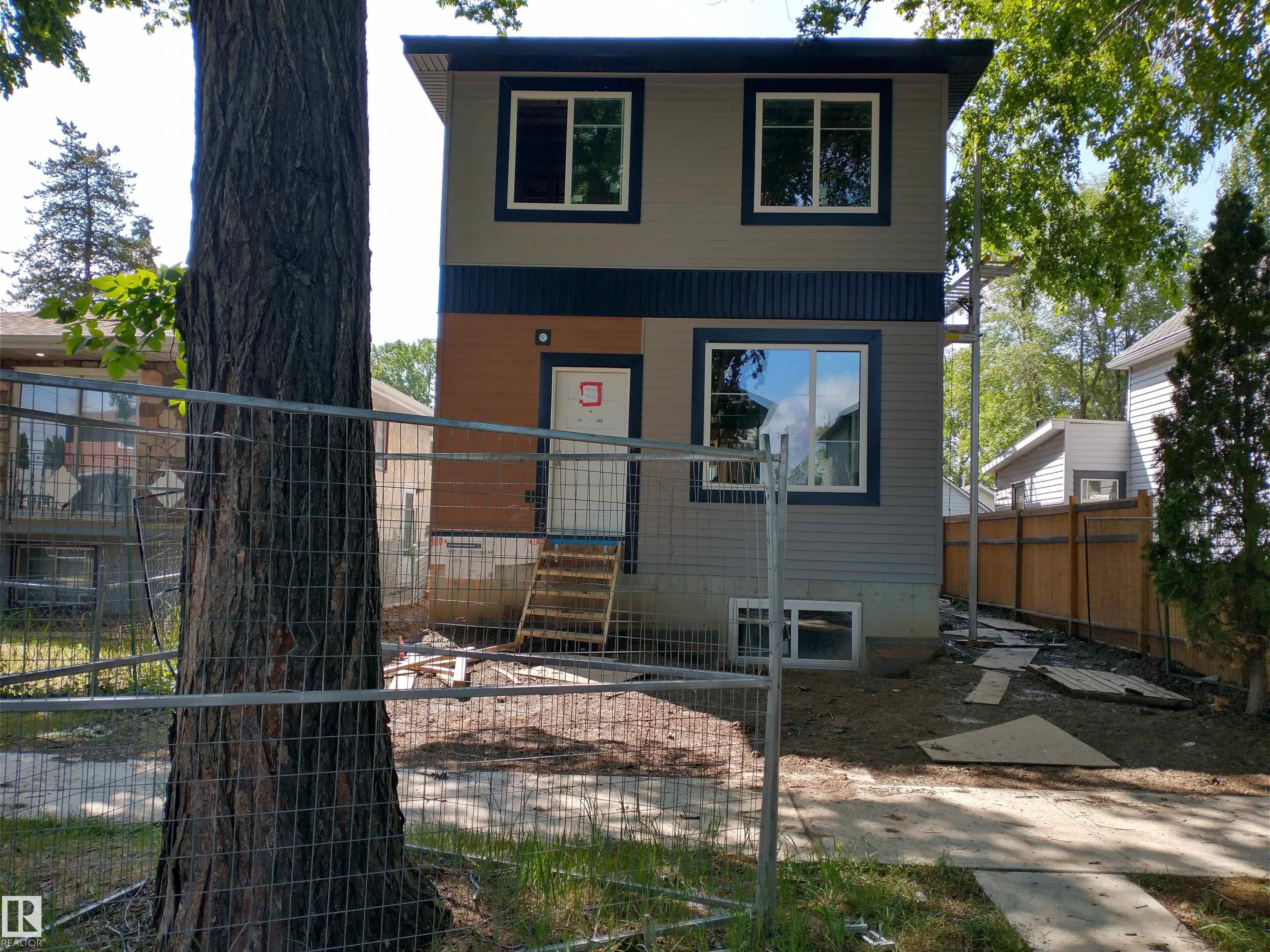 Photo for MLS®# E4464472 - home for sale at N/A, Mccauley, Edmonton AB