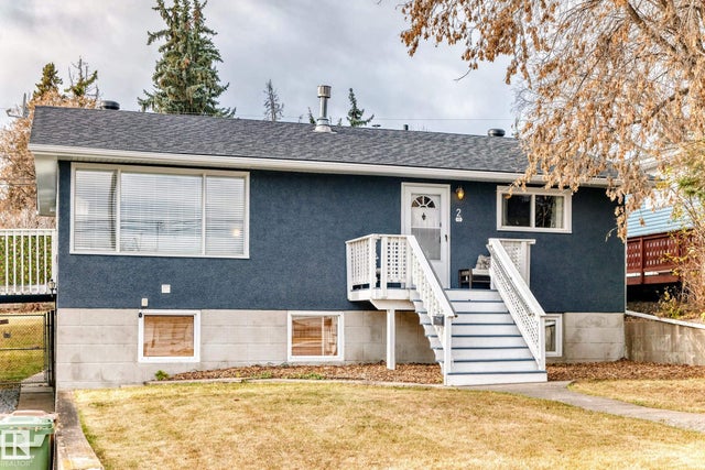 2 Mount Royal Drive, St. Albert