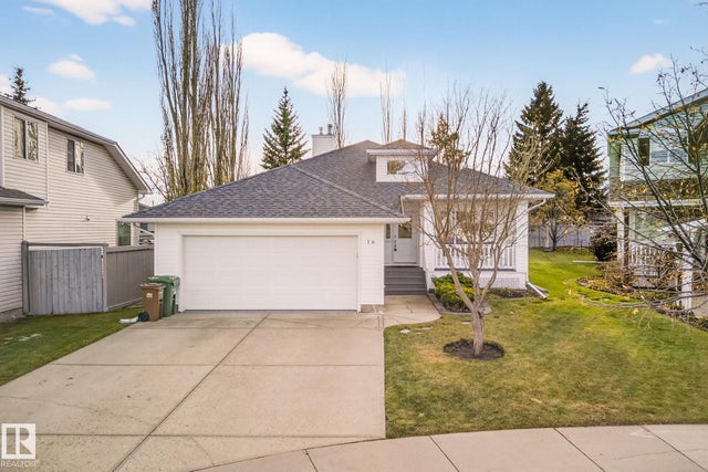 16 Hutchinson Place, St. Albert