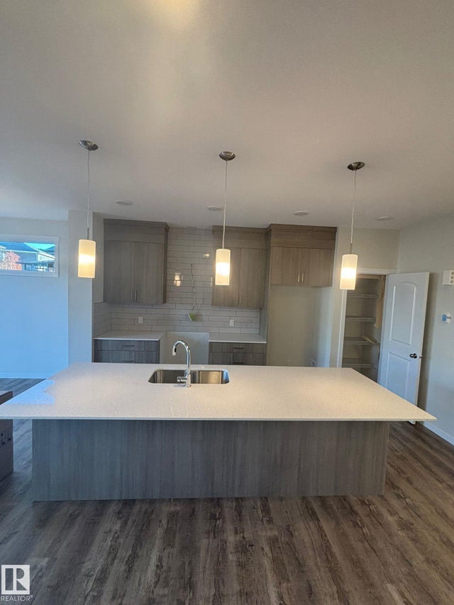 17533 62a Street, Edmonton