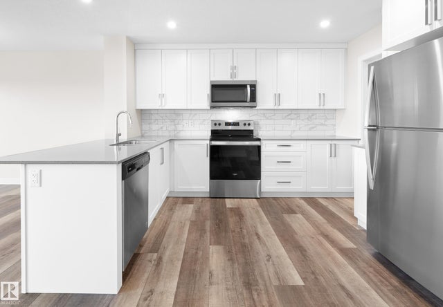 752 Berg Loop, Leduc