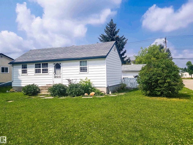 4804 49 Avenue, Drayton Valley