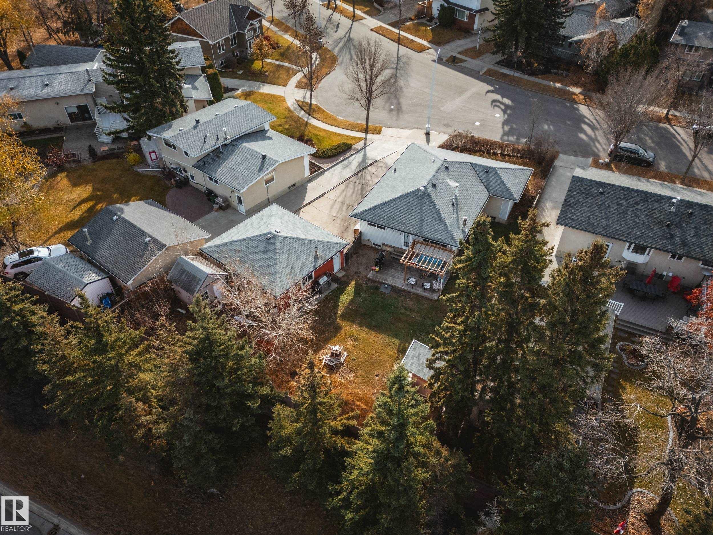 Edmonton Real Estate: Single Family Property for Sale in Patricia Heights