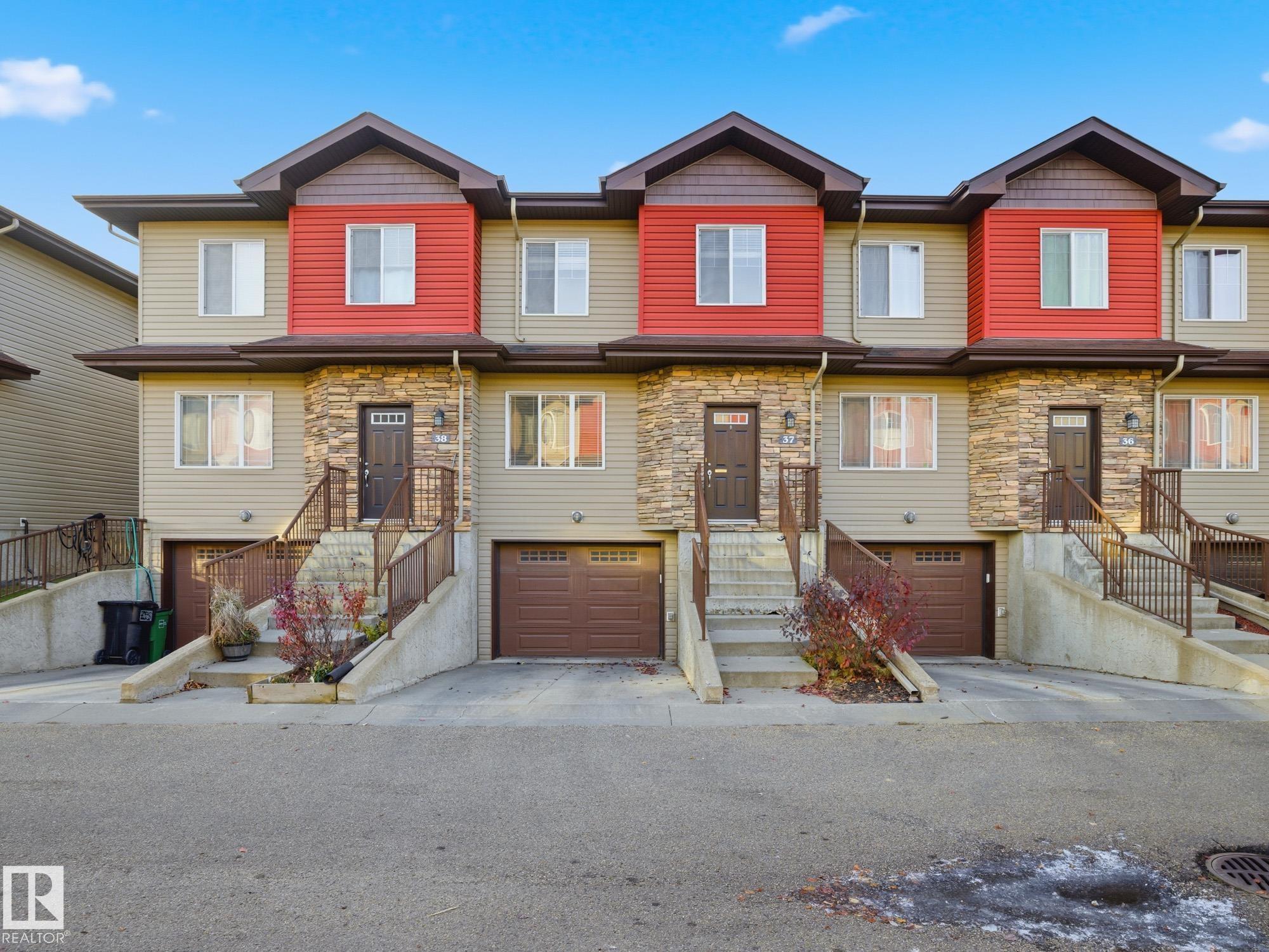 Condo / Townhouse Home for Sale in Edmonton, AB