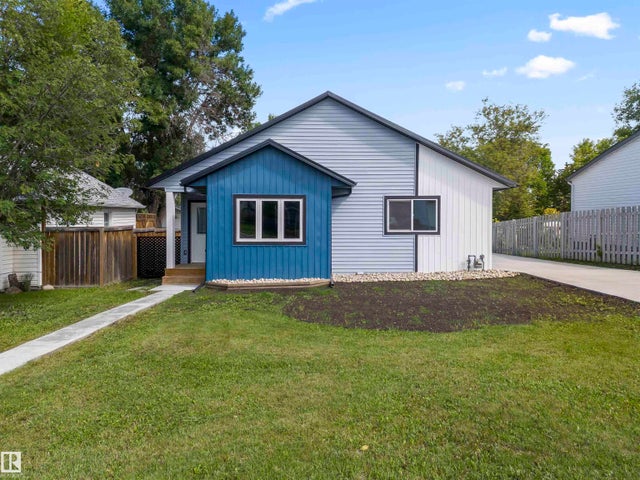 5032 55 Ave, Tofield