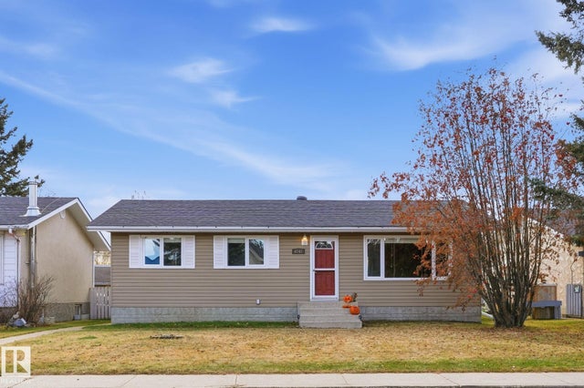 4747 56 Avenue, Tofield