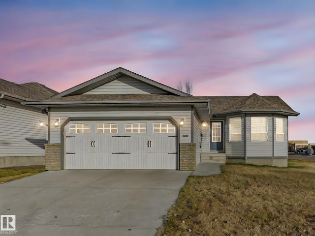 5802 54b Avenue, Camrose