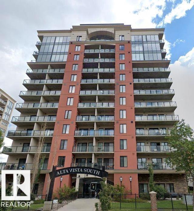 1006 10319 111 St, Edmonton