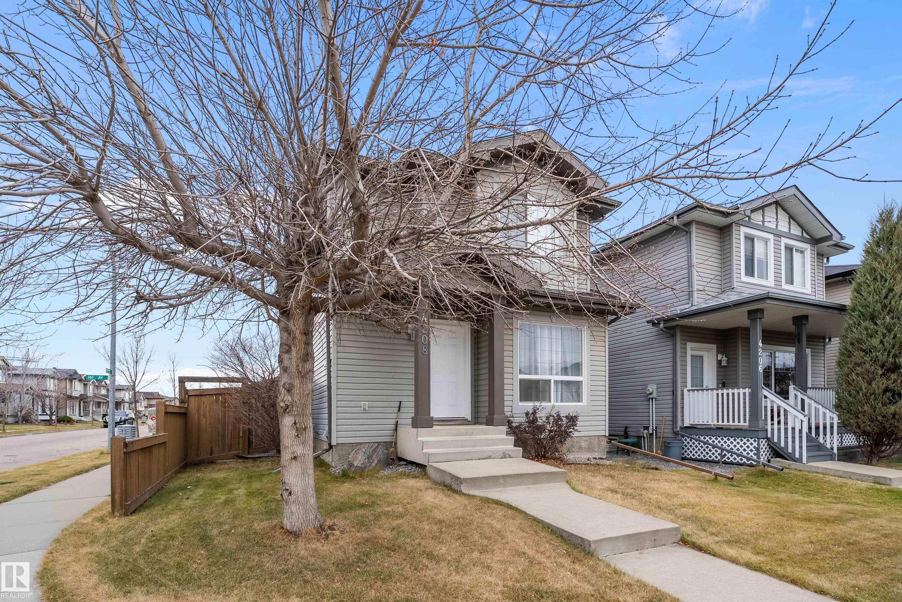 Single Family Property for Sale at 4208 161 Avenue Northwest, Edmonton: MLS®# E4465194