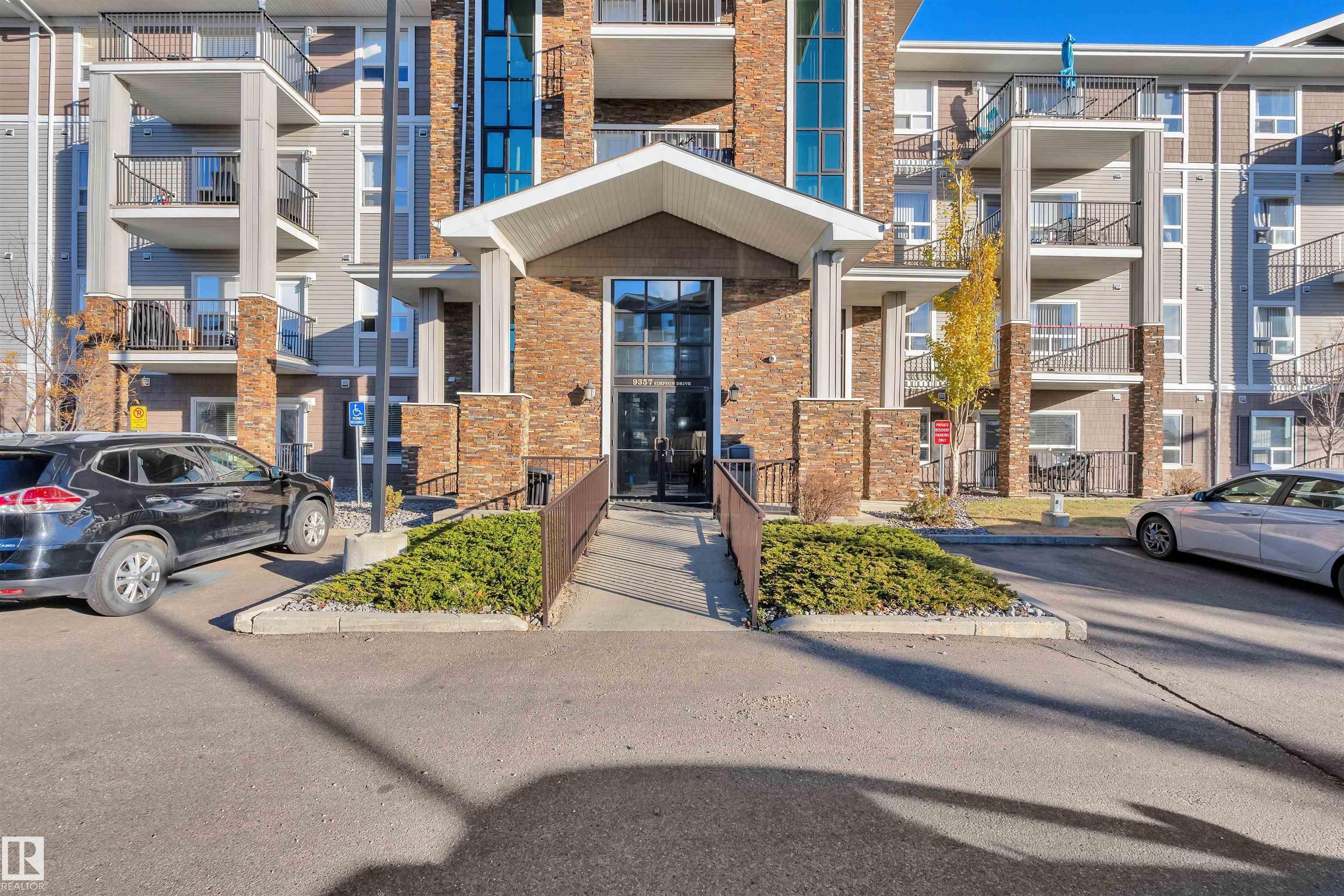 Condo / Townhouse Property for Sale at 2115 9357 Simpson Drive Northwest, Edmonton: MLS®# E4465245