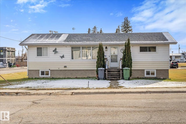 5005 53 Avenue, Wabamun