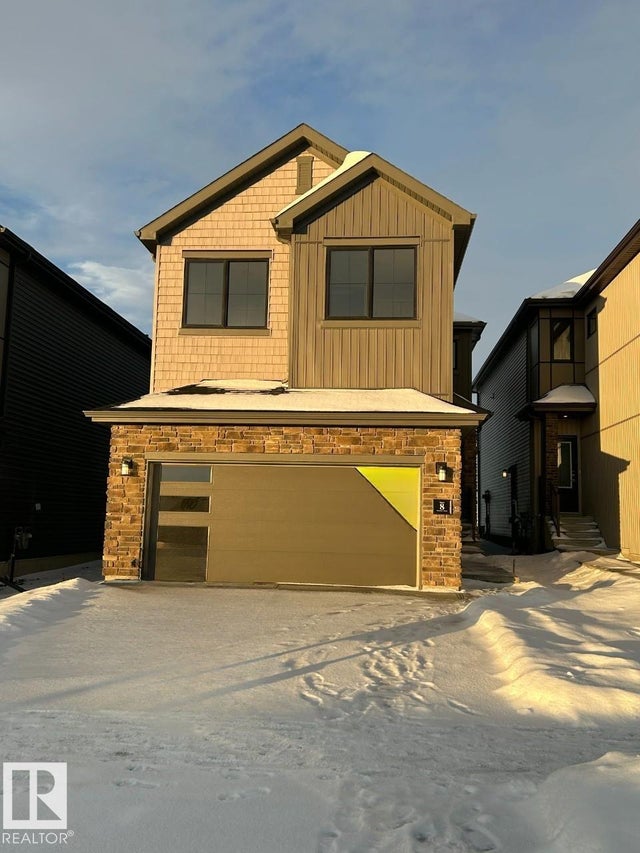 8 Chartres Close, St. Albert