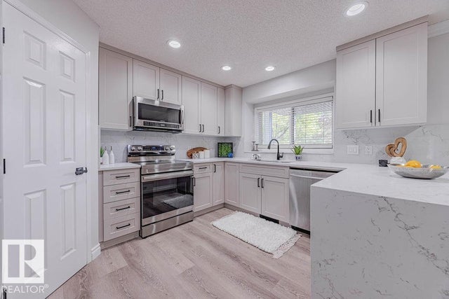 10 Oriole Court, St. Albert