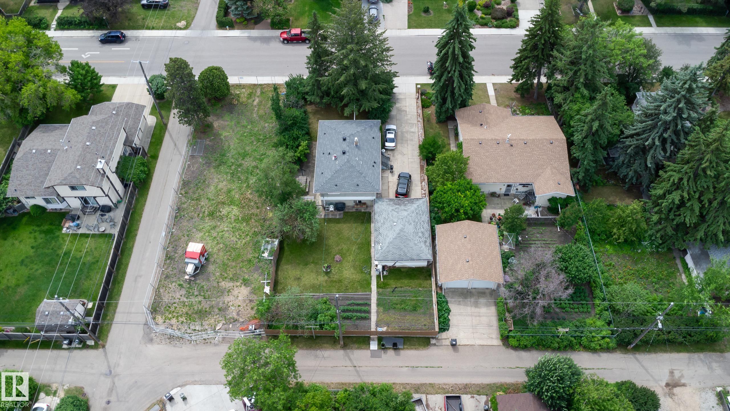 Home for Sale Located at 8316 73 Avenue Northwest, Edmonton, AB