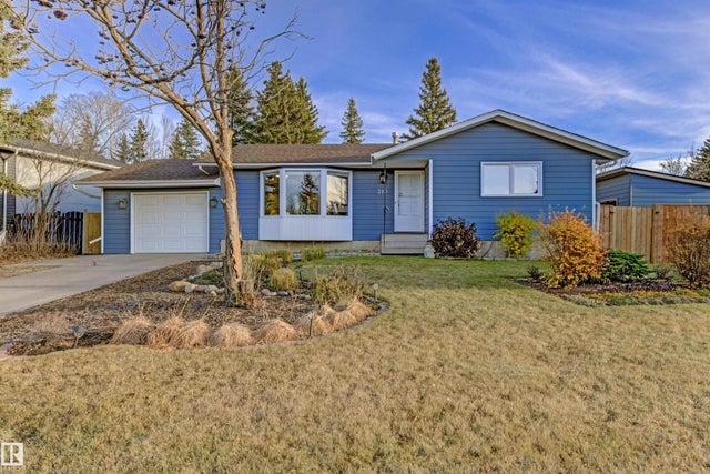 210 Georgian Way, Sherwood Park