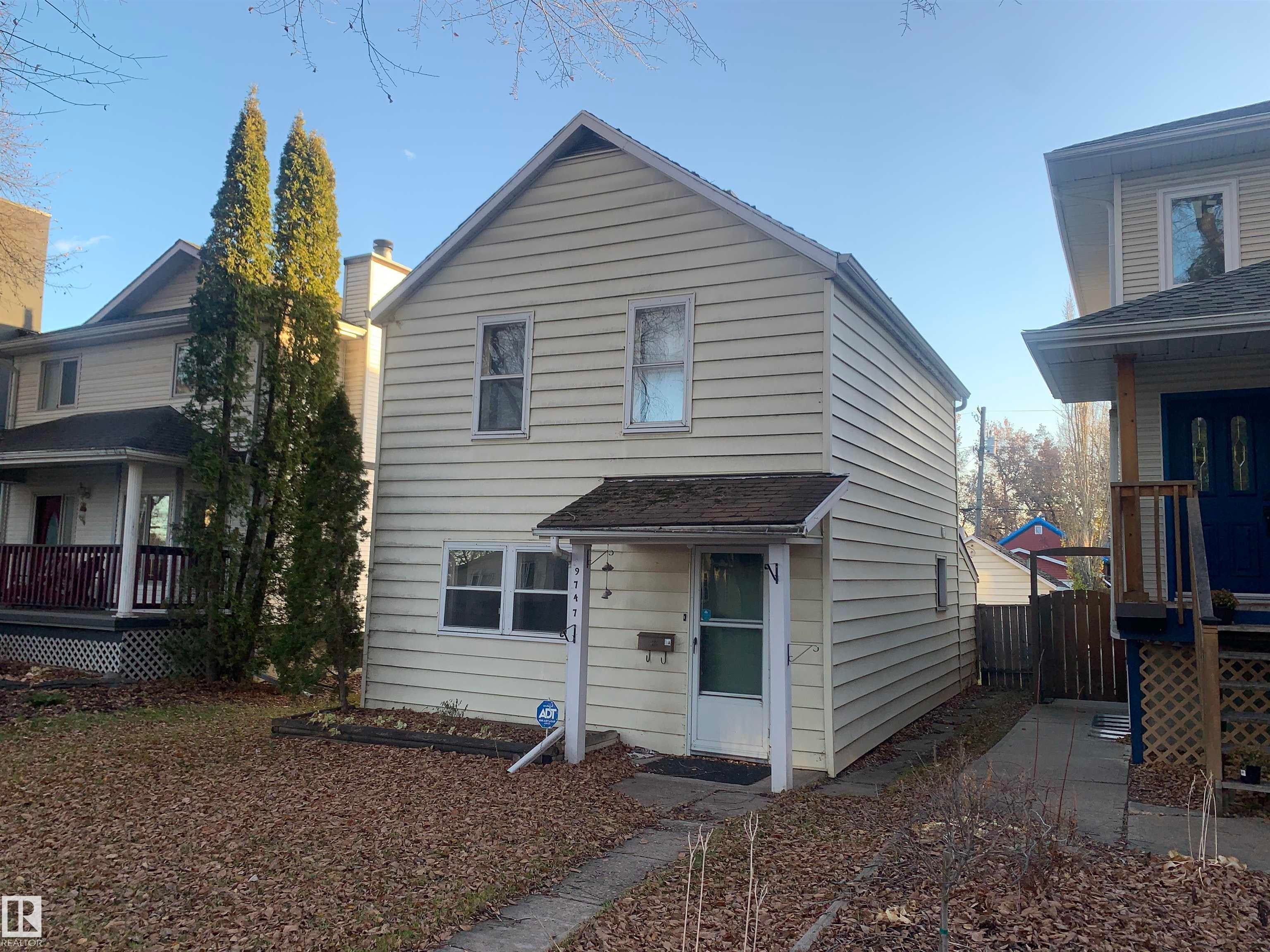 Photo for MLS®# E4465664 - home for sale at 9747 90 Avenue Northwest, Strathcona, Edmonton AB