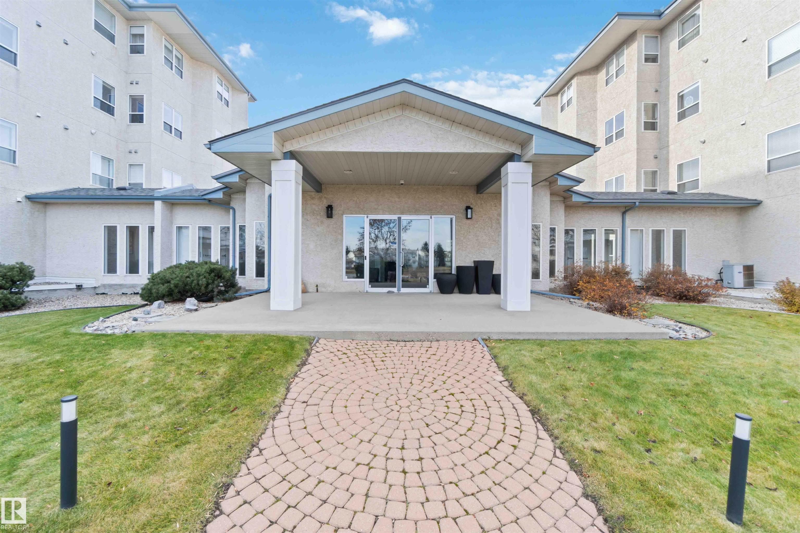 Condo / Townhouse Home for Sale in Edmonton, AB