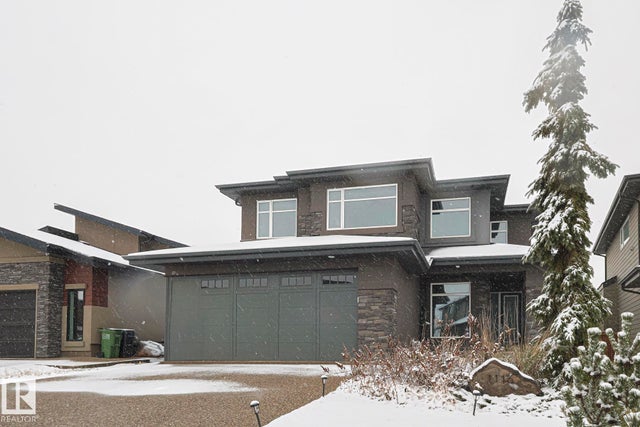 1116 Hainstock Green Green, Edmonton