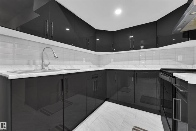 252 39 Avenue, Edmonton