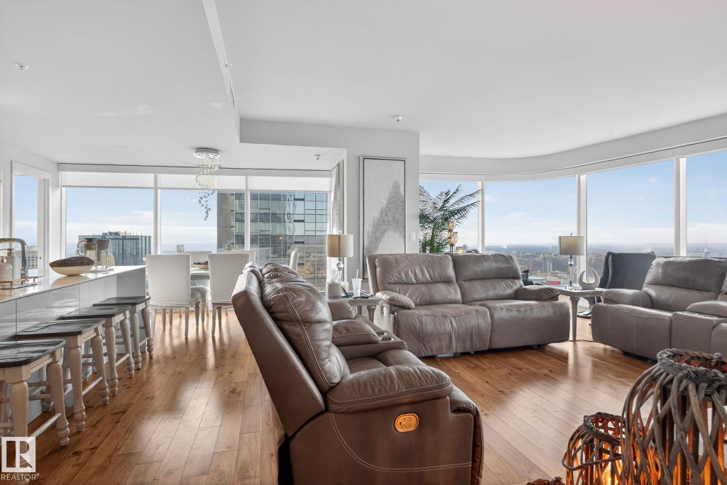 4206 10360 102 Street, Edmonton