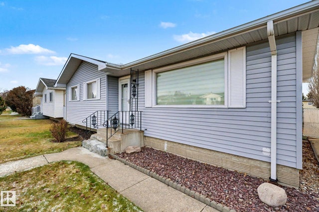 8407 149a Avenue, Edmonton