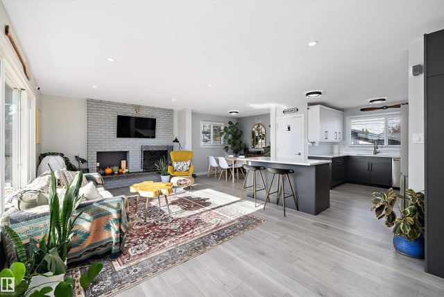 6304 94a Avenue, Edmonton