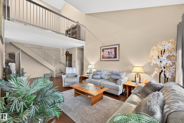 429 4404 122 Street, Edmonton