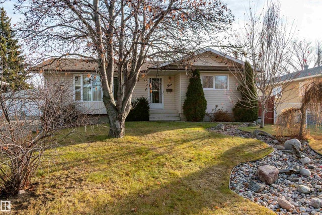3 Strathcona Place, Sherwood Park