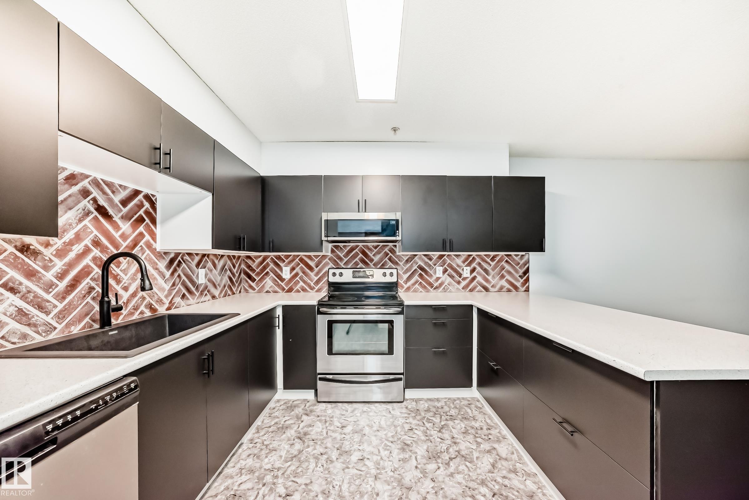 301 260 Spruce Ridge Road, Spruce Grove