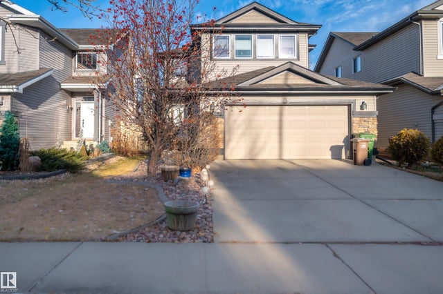 3 Elista Crest, St. Albert