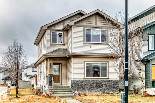 6938 Cardinal Wynd, Edmonton