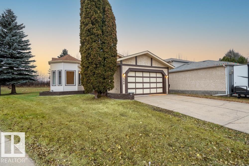 Single Family Property for Sale at 7344 190a Street Northwest, Edmonton: MLS®# E4466437