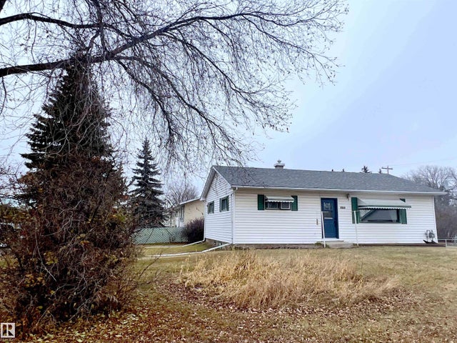 4944 48 Avenue, Bon Accord