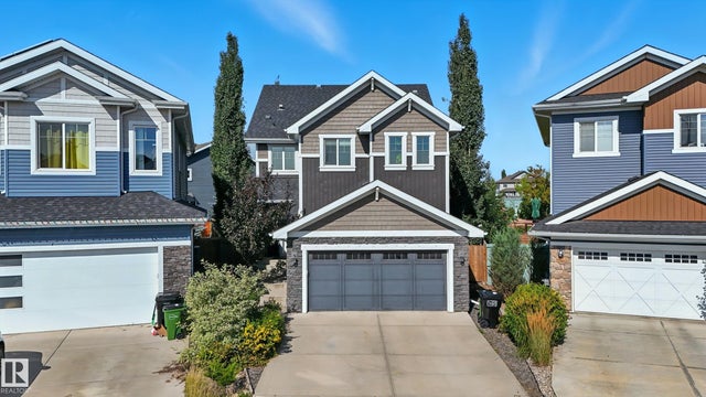 Single Family Home for Sale in Edmonton, AB