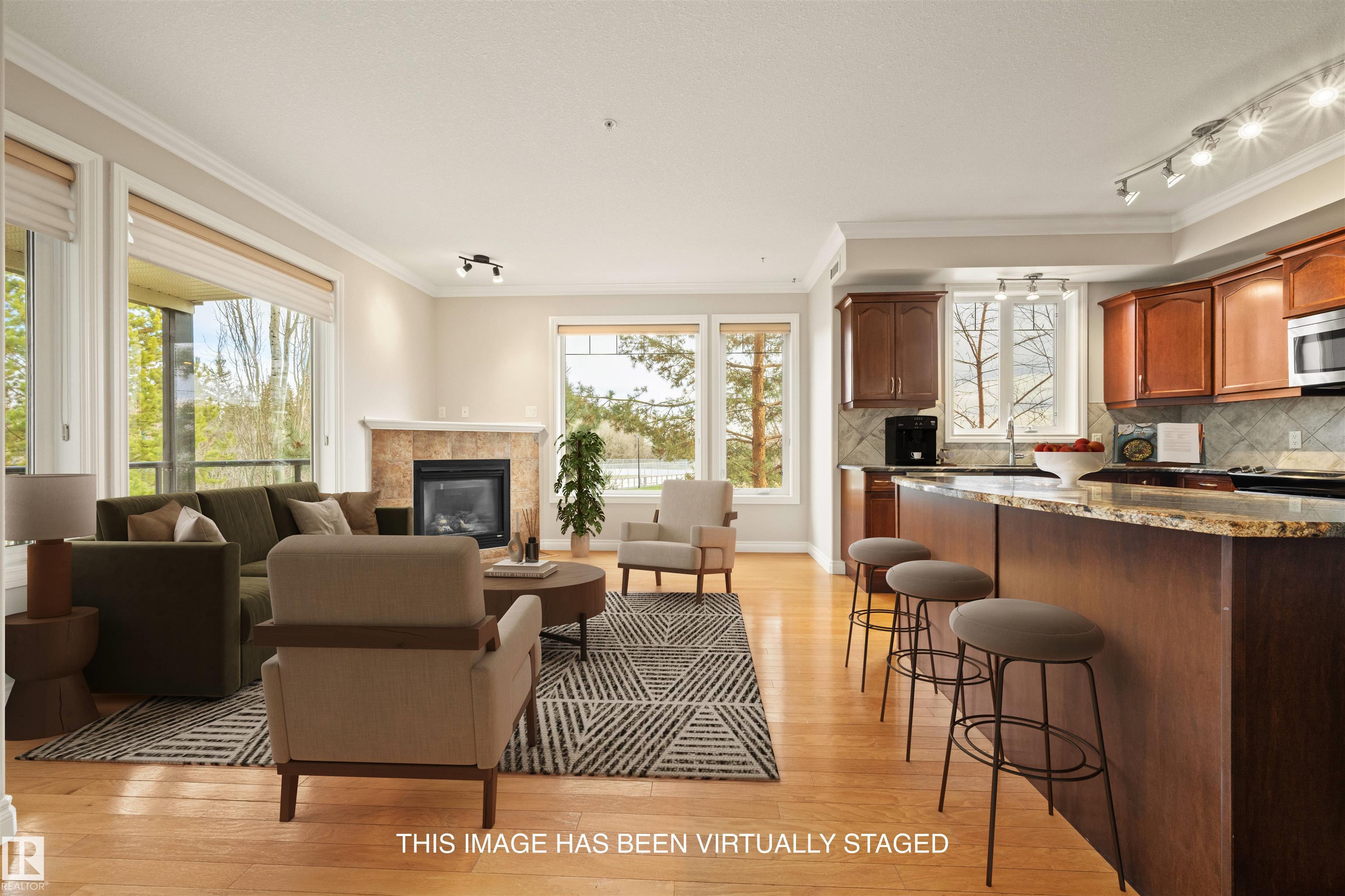 Photo of Listing #E4466540