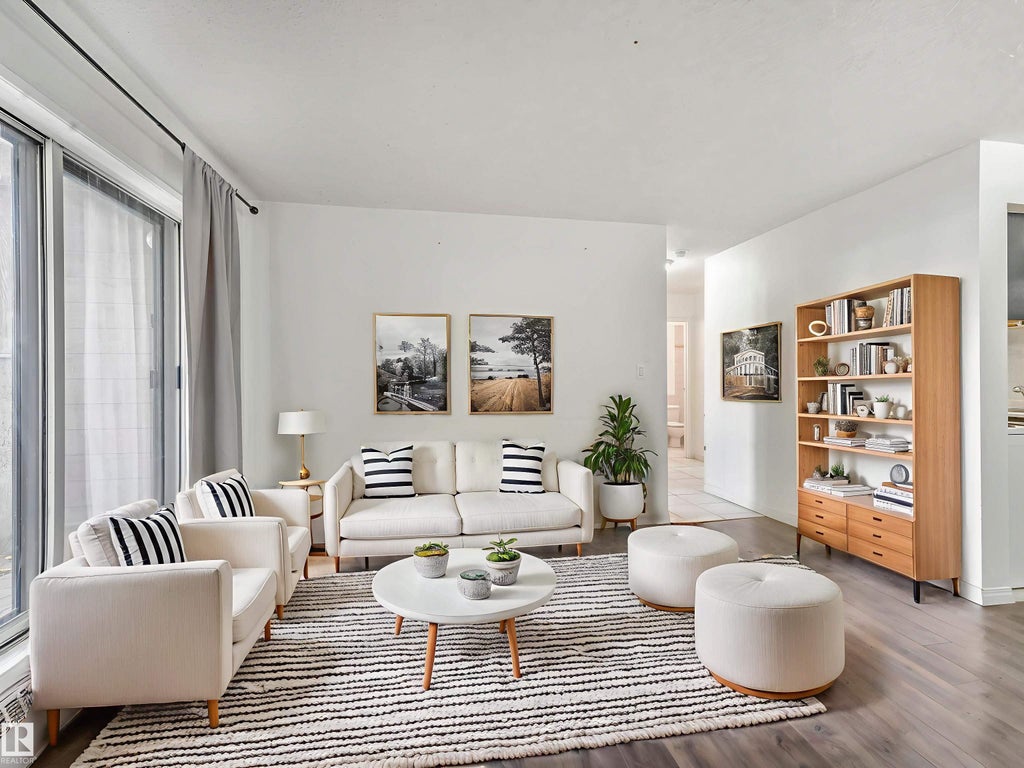 107 10421 93 Street Nw, Edmonton