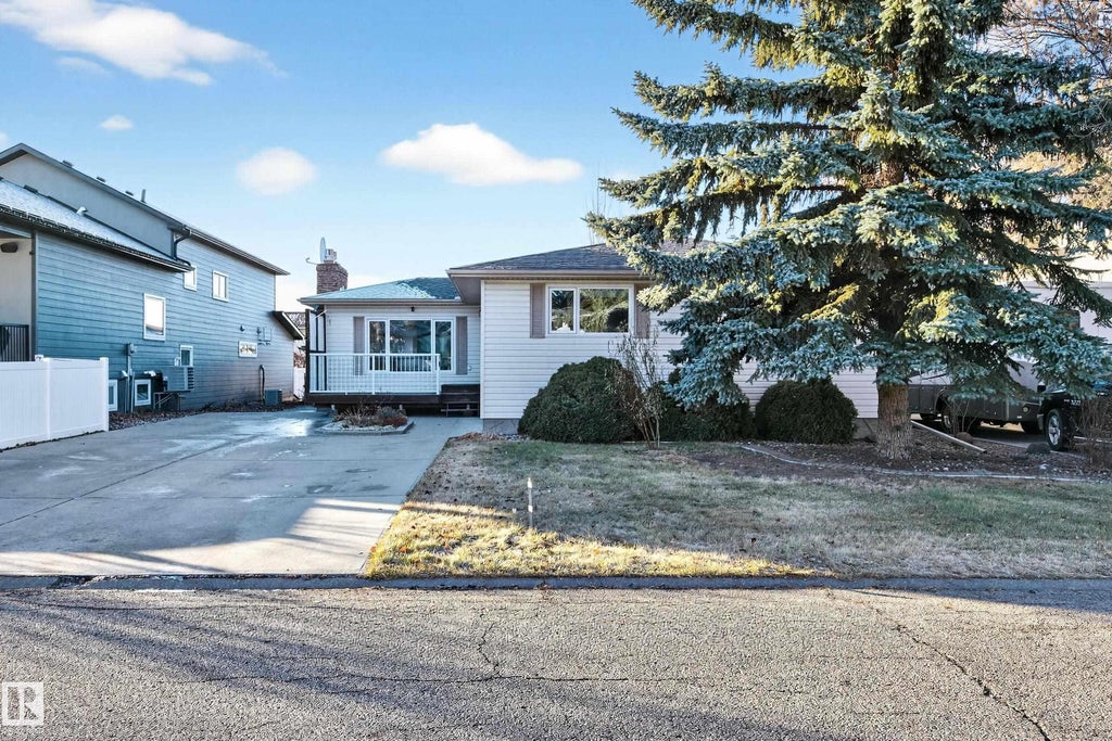 743 Lee Ridge Road Nw, Edmonton