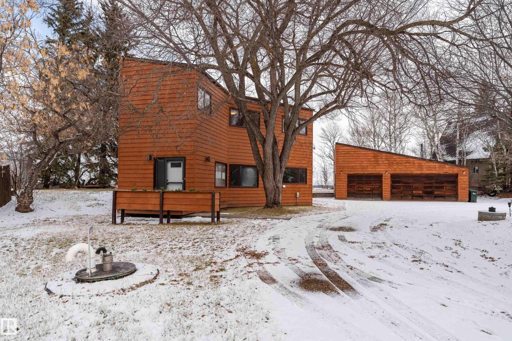 209 51268 Rge Road 204, Rural Strathcona County