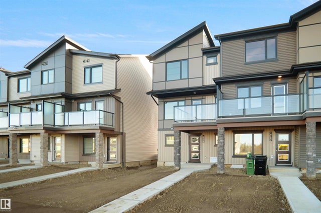 100 Ficus Way, Fort Saskatchewan