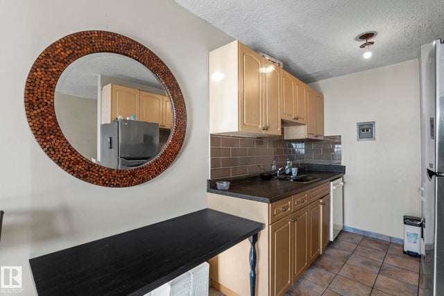 # 2004 10883 Saskatchewan Dr. Nw, Edmonton