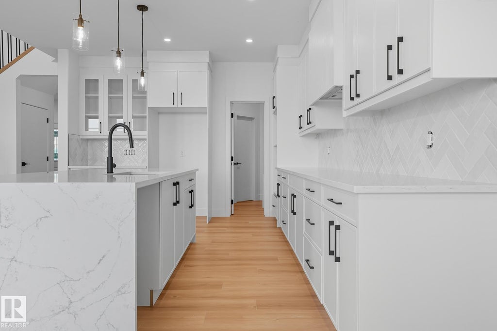 8608 181 Avenue Nw, Edmonton