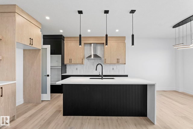 Home for Sale Located at 8512 181 Avenue Northwest, Edmonton, AB