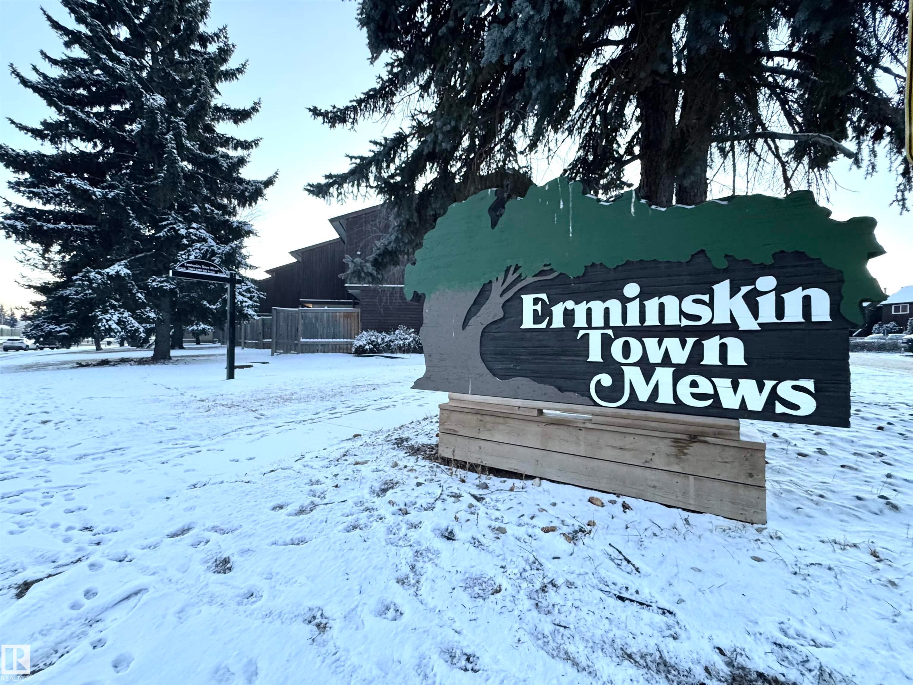 Condo / Townhouse Property for Sale at 2758 105 Street Northwest, Edmonton: MLS®# E4467176